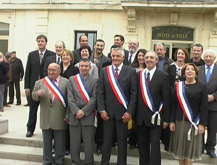 Max Ivan r��lu � la t�te du conseil municipal