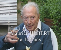 Monsieur Maurice HEBERT n� le 26 juillet 1903, rue de Vanve PARIS 14�me, habite Sainte C�cile les Vignes depuis 1940.<br>Le club de l'Amiti� et sa Pr�sidente Jeannette CROZET, son venus avec Monsieur le Maire Max Ivan pour honnorer le doyen de Sainte C�cile les Vignes, qui est peut �tre le plus ag� des Vauclusiens.
Le doyen de la r�gion PACA est d�c�d� vendredi 28 octobre 2011 dans sa maison de Sainte C�cile les vignes.
Il a v�cu 108 ans et 3 mois, nous garderons de lui, le souvenir d'un homme  qui aimait la vie et la convivialit�, les bons repas et le bon vin.
