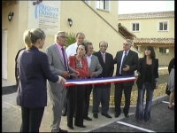 Le vendredi 29 avril 2011 a eu lieu � Camaret sur Aygues l'inauguration du nouveau si�ge de la Communaut� de Communes Aigues Ouveze en Provence, en pr�sence de nombreux �lus parmi lesquels Monsieur Claude Haut Pr�sident du Conseil G�n�ral du Vaucluse.