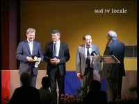 La Saint Marc � Ch�teauneuf du Pape, c'est la remise des Ceps d'or aux meilleurs vins de l'appellation, cette ann�e elle �tait parrain�e par le com�dien et humoriste Patrick Timsit.