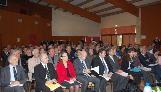 L'assembl�e g�n�rale de l'association des Maires du Vaucluse a eu lieu le jeudi 17 novembre 2011 � Ch�teauneuf du Pape, pr�sid� par Jean-Pierre Lambertin Maire de Lapalud et en pr�sence de Monsieur Jacques Pelissard Pr�sident des Maires de France.