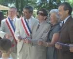 L'inauguration de la Nouvelle Mairie dans le b�timent du Ch�teau charg� d'histoire. Beaucoup d'�motion avec le r�cit de Monsieur De Caseneuve ancien ch�telain et l'homage rendu par Monsieur le Maire � toutes les �quipes municipale ant�rieure pour leur pr�voyance